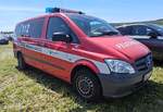 =MB Vito der Feuerwehr BRAUNSCHWEIG, steht auf dem Parkplatz der RettMobil im Mai 2025