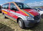 =MB Viano als MTW der Werkfeuerwehr der Firma RAUCH, abgestellt auf dem Parkplatz der 2025er Rettmobil in Fulda
