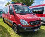 =MB Sprinter der Feuerwehr von LANGENFELD, steht auf dem Parkplatz der 2025er Rettmobil in Fulda