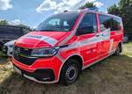 =VW T 6 der Feuerwehr BÜHL steht auf dem Parkplatz der 2025er Rettmobil in Fulda