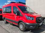 =Ford Transit als MTW der Feuerwehr HELSA steht auf dem Parkplatz der 2025er Rettmobil in Fulda