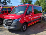 =MB Sprinter als MTW der Feuerwehr ROTHENKIRCHEN, steht auf dem Gästeparkplatz anl. der Feierlichkeiten  100 Jahre Feuerwehr HÜNFELD  im Juni 2025