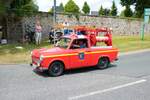 Trabbi Löschfahrzeug am 04.07.21 bei einer Oldtimer Parade zum Jubiläum 75 Jahre Kreisfeuerwehrverband Gießen in Lich (Hessen)