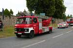 Mercedes Benz Feuerwehrfahrzeug am 04.07.21 bei einer Oldtimer Parade zum Jubiläum 75 Jahre Kreisfeuerwehrverband Gießen in Lich (Hessen)