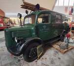 =MB als Einsatzfahrzeug der Feuerschutzpolizei des Kreises H�NFELD
steht im Feuerwehrmuseum in Fulda, 11-2025