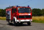 Mercedes Benz Feuerwehr Oldtimer L�schfahrzeug bei einer Ausfahrt am 28.06.26 im Landkreis Gie�en 