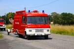 Mercedes Benz Feuerwehr Oldtimer Ger�tewagen bei einer Ausfahrt am 28.06.26 im Landkreis Gie�en 