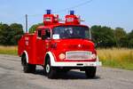Mercedes Benz Feuerwehr Oldtimer Tankl�schfahrzeug bei einer Ausfahrt am 28.06.26 im Landkreis Gie�en
