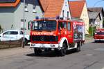 Mercedes Benz Feuerwehr Oldtimer L�schfahrzeug bei einer Ausfahrt am 28.06.26 im Landkreis Gie�en 