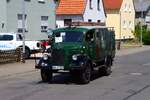 Mercedes Benz Feuerwehr Oldtimer L�schfahrzeug bei einer Ausfahrt am 28.06.26 im Landkreis Gie�en