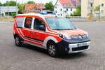 Feuerwehr Aschaffenburg Renault Elektrotransporter (Florian Aschaffenburg 1/50-1) am 01.07.23 bei einen Fototermin.