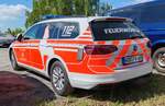 =VW Passat der Feuerwehr Wolfsburg, abgestellt auf dem Parkplatz der 2025er Rettmobil in Fulda