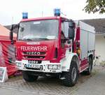 =Iveco 150 E 25 als TLF 3000 der Feuerwehr Stadt Mannheim steht auf dem Ausstellungsgelände der Veterama in 10-2017