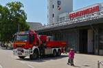 LKW Iveco Trakker der Feuerwehr Graz, gesehen bei der Feuerwehr Kaserne in Graz. 02.06.2023