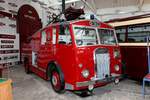 Diese Dennis F12 Feuerwehr wurde 1952 gebaut bei Dennis Brothers Ltd of Guildford, Surray und wurde durch die Northwich fire station eigesetzt. Aufgenommen wurde sie im Bury Transport Museum am 27.04.2018.
