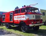 W50 TLF16, Baujahr 1977, mit Wendestrahlrohr und Lschmitteltank der Freiwilligen Feuerwehr der Stadt Lichtenstein am 02.05.2009 zum 12.IFA-Oldtimertreffen in Werdau.