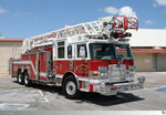Pierce Ladder Truck  Terrytown Fifth District Volunteer Fire Department # 537  aufgenommen am 26.