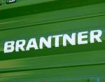 BRANTNER, Schriftzug an einem Tandemkipper der sterreichischen Fahrzeugfirma, Aug.2015