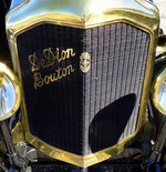 De Dion Bouton, Kühler eines Oldtimer-PKW mit Schriftzug und Logo, die französische Firma war zu Beginn des 20.Jahrhunderts eine der erfolgreichsten Automarken, Okt.2016