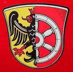 =Stadtwappen von SELIGENSTADT angebracht am VW Tiguan der dortigen Feuerwehr, gesehen auf dem Parkplatz der 2025er Rettmobil in Fulda