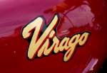 Virago, Tankaufschrift an einem Yamaha-Motorrad, Chopper-und Cruiser-Modelle mit dieser Bezeichnung wurden von 1981-2003 gebaut, Okt.2013