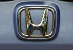 Honda, PKW-Logo der japanischen Firma, gegrndet 1948 mit Sitz in Tokyo, gehrt zu den grten Autobauern der Welt, Okt.2013