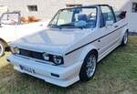 =VW Golf Cabrio steht bei der Oldtimerausstellung bei Schloss Fasanerie, 06-2025