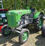 Steyr 180 A, BJ 1954, 30 PS, 2Zyl, war beim Oldtimertreffen in Nocher zu sehen.