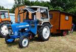 =Ford 2600, gesehen auf dem Ausstellungsgelände der Fendt-Freunde Bad Bocklet im Juni 2018