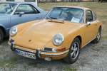 =Porsche 912 steht auf dem Austellungsgelände beim Oldtimertreffen in Ostheim, 07-2019