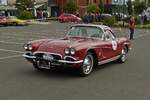 Chevrolet Corvette C1, Bj 1962, kommt auf dem Sammelparkplatz an.