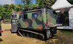 =Hägglunds Bv 206 D Mehrzweck-Geländefahrzeug steht auf einer der Ausstellungsflächen beim Bürgerfest  200 Jahre Landkreis Fulda  auf dem Gelände von Schloß Fasanerie im