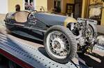 =Morgan Three Wheeler Super Sport, Bj. 1933, 1050 ccm, 110 PS, 
gesehen bei der Präsentation der Rennteilnehmer des Rossbergrennens  Edelweiss-Bergpreis  2022 im Markt Berchtesgaden verlastet auf einem Anhänger, 09-2022