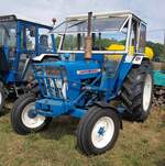 =Ford 4000, gesehen bei der Oldtimerausstellung in Uttrichshausen, 07-2022