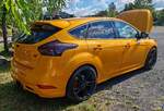 =Ford Focus ST, gesehen beim Automobiltreffen  TIEF AM TEICH  auf dem Hünfelder Festplatz im August 2024