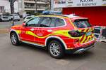Feuerwehr Mainz BMW X5 KdoW Amtsleitung (Florian Mainz 1/) am 31.12.25 beim Silvester Abschwimmen 2025 in Mainz am Rheinufer