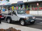 Jeep Sport wartet in Puerto del Carmen auf Kundschaft