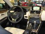 Der neue Lexus NX300h (Interieur), sitzprobe auf dem Auto Zürich 2014.
