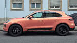 Im Bild ein Porsche Macan S, welcher Anfang September 2026 in der Altstadt von D�sseldorf abgestellt war.