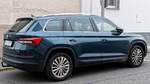 Seitenansicht: Skoda Kodiaq Mk1 in der Farbe Lavablau.