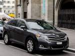 Toyota Venza, gesehen am 30.11.2015.
