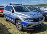 =VW Tiguan des THW, steht auf dem Parkplatz der 2025er Rettmobil in Fulda