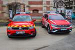 Feuerwehr Mainz und Wiesbaden VW Tiguan KdoW am 31.12.25 beim Silvester Abschwimmen 2025 in Mainz am Rheinufer
