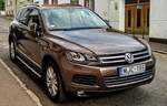 VW Touareg Mk2 in Toffe Brown.