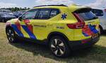 =Volvo EC/EX 40 der Ambulance IJSSELLAND, abgestellt auf dem Parkplatz der 2025er Rettmobil in Fulda