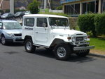 Toyota Land Cruiser FJ 40. 1960 - 1984. Hier wurde ein 1979´er Modell mit dem 3.4l
6-Zylinderreihendieselmotor abgelichtet. Dieser Motor leistet 90 PS. 28.07.2016 auf der Insel Madeira.