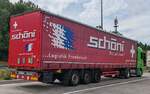 =Sattelauflieger der schweizerischen Spedition SCHÖNI, 08-2025