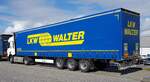=Renault-Sattelzug mit einem Auflieger der Spedition LKW-WALTER, 04-2023