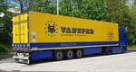 =Scania-Sattelzug von VANSPEED aus Lübeck rastet im Mai 2021 auf dem Rasthof Fulda-Nord