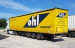 =DAF XF mit einem Auflieger von OHL-Logistics rastet im Juli 2021 an der A 7